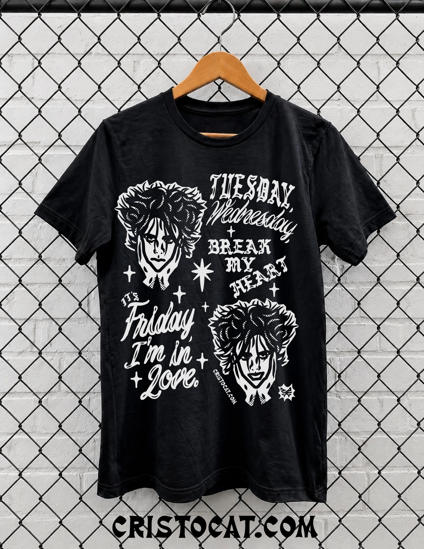 Friday I’m in Love Black T-SHIRT