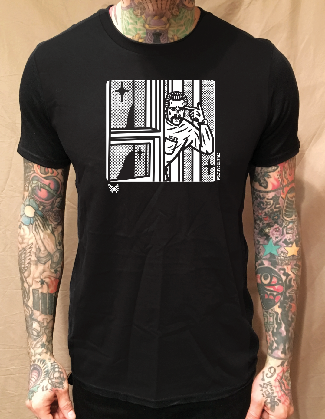WINDOW HAL BLACK T-SHIRT