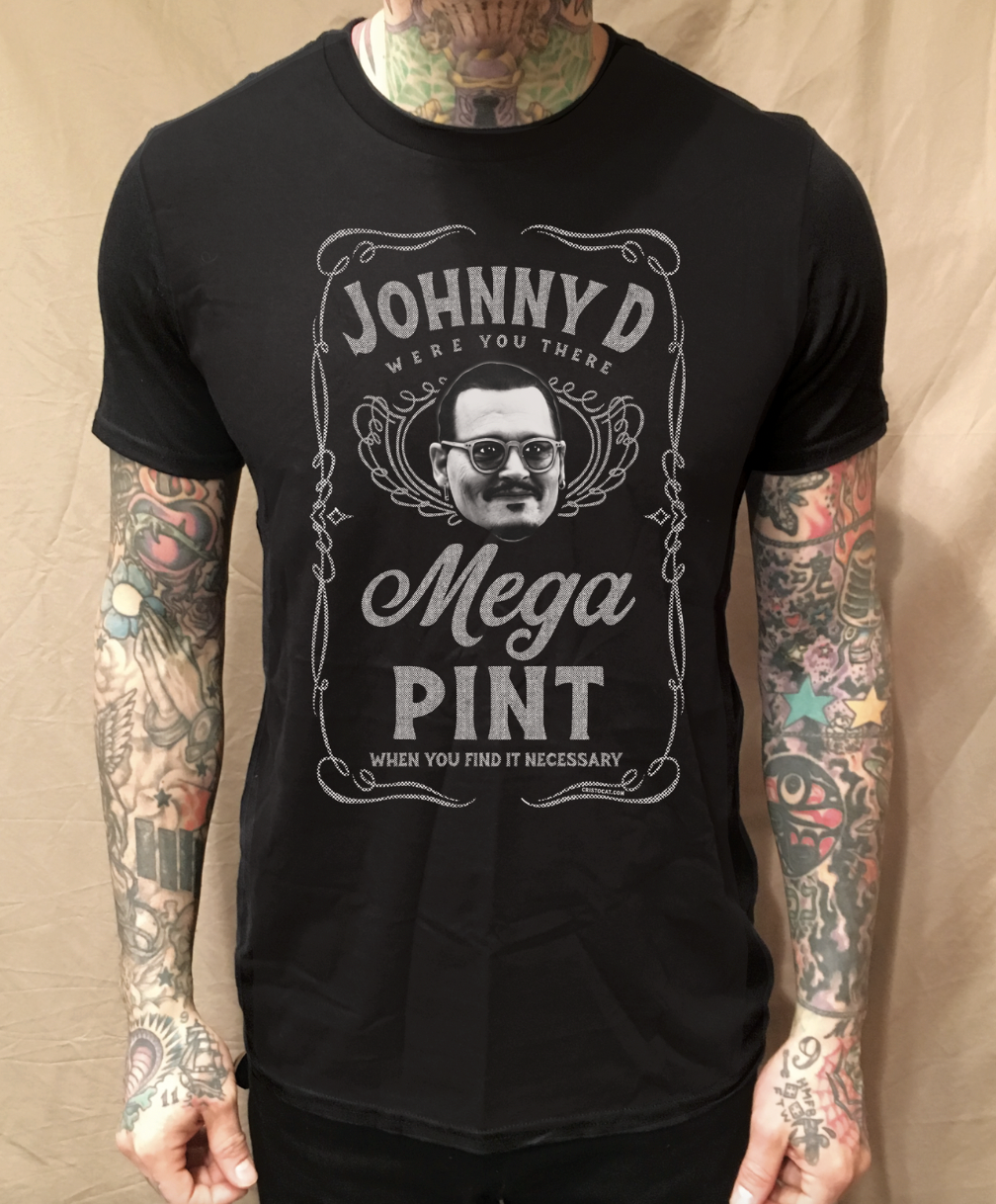 JOHNNY D MEGA PINT BLACK TEE - cristocatofficial