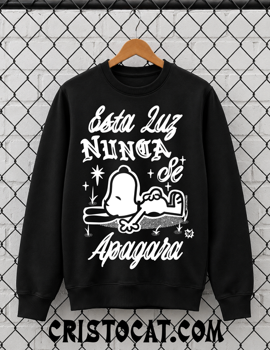 Esta luz Snoopy Black crewneck Sweater