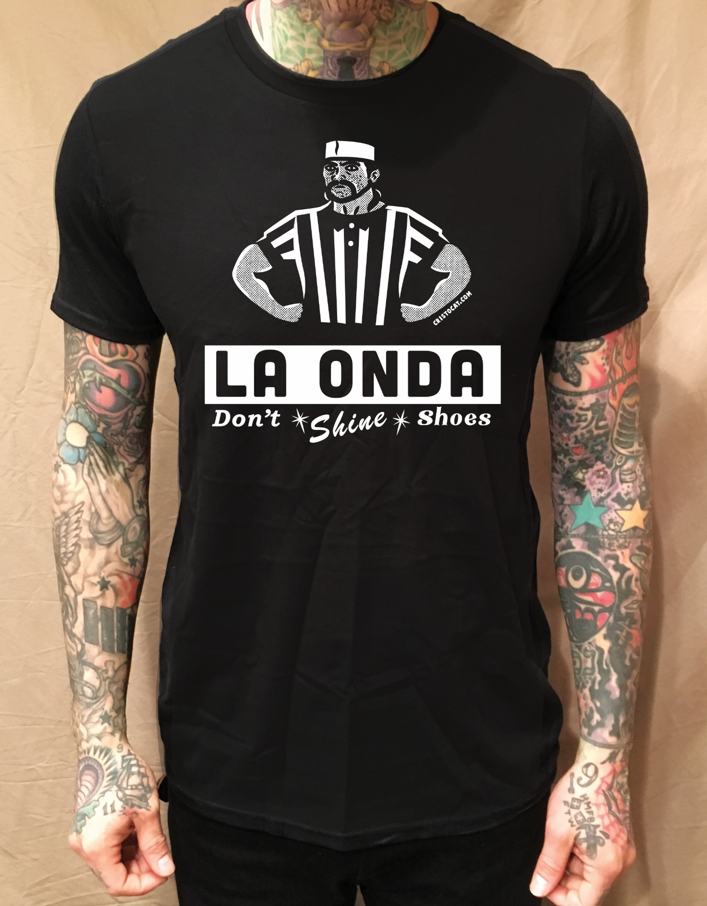 LA ONDA FOOT LOCKER BLACK TEE