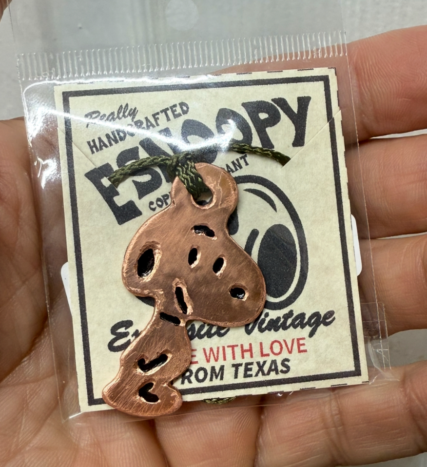 ESNOOPY PENDANT NECKLACE