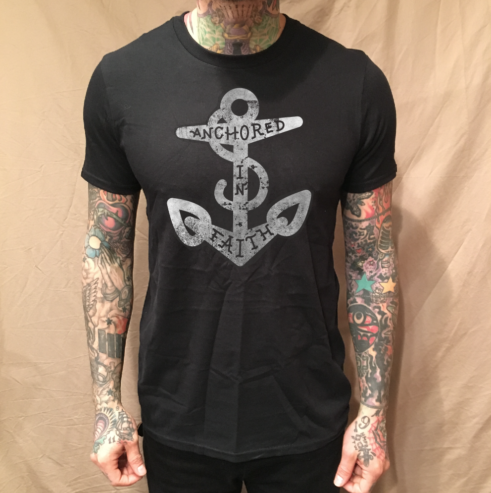 FAITH ANCHOR ON BLACK TEE - cristocatofficial