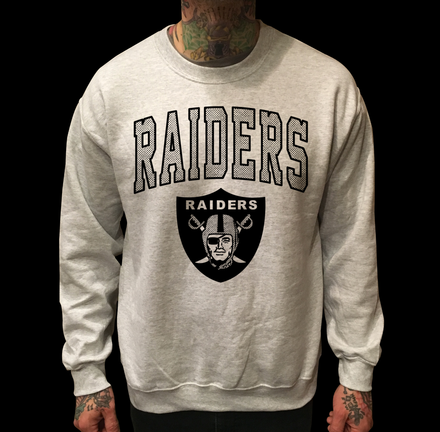 LOS RAIDERS ARCHED TEXT VINTAGE STYLE CREWNECK SWEATER