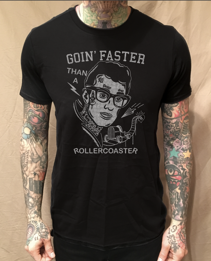 NEW CHOLO HOLLY ON BLACK TEE - cristocatofficial